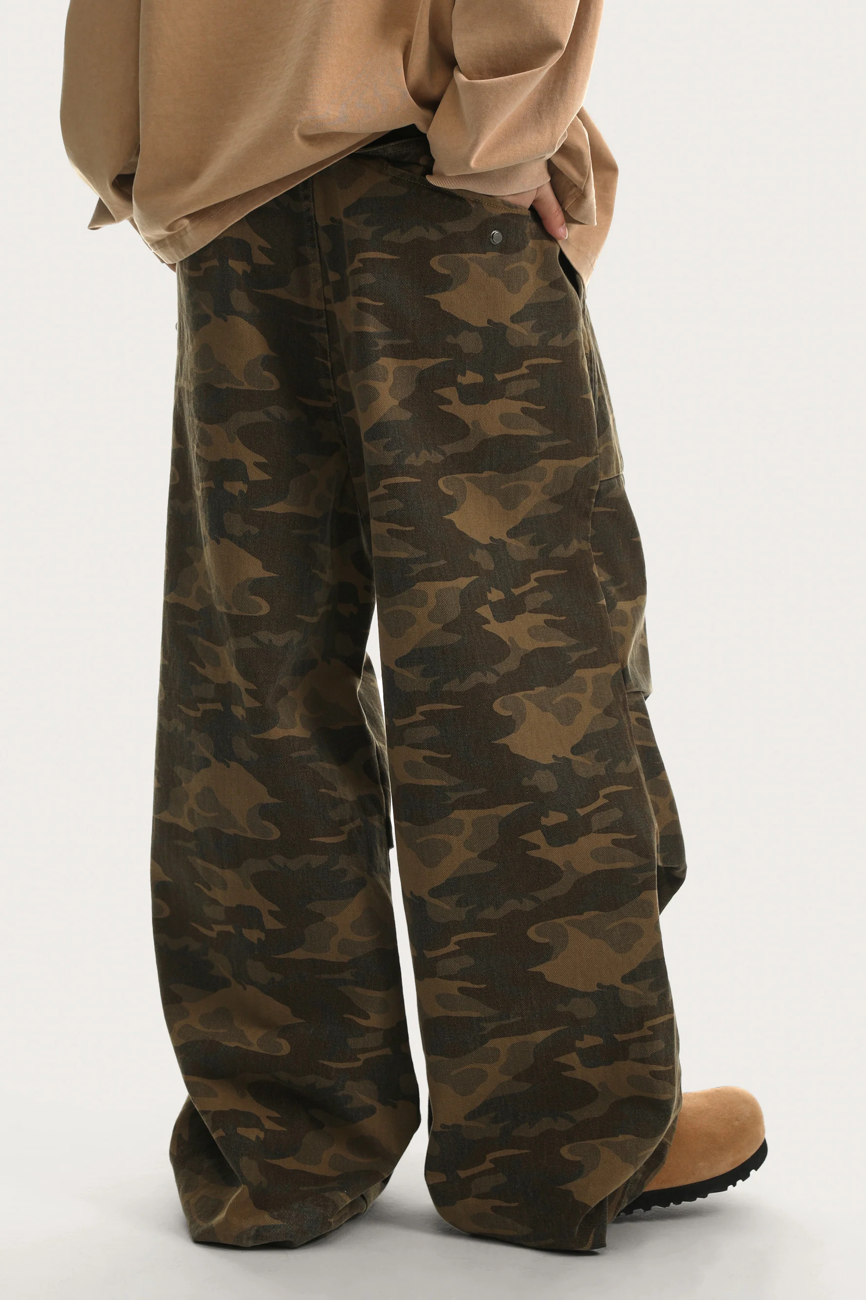 JHYQ CAMO LOOSE PANTS - Image 4