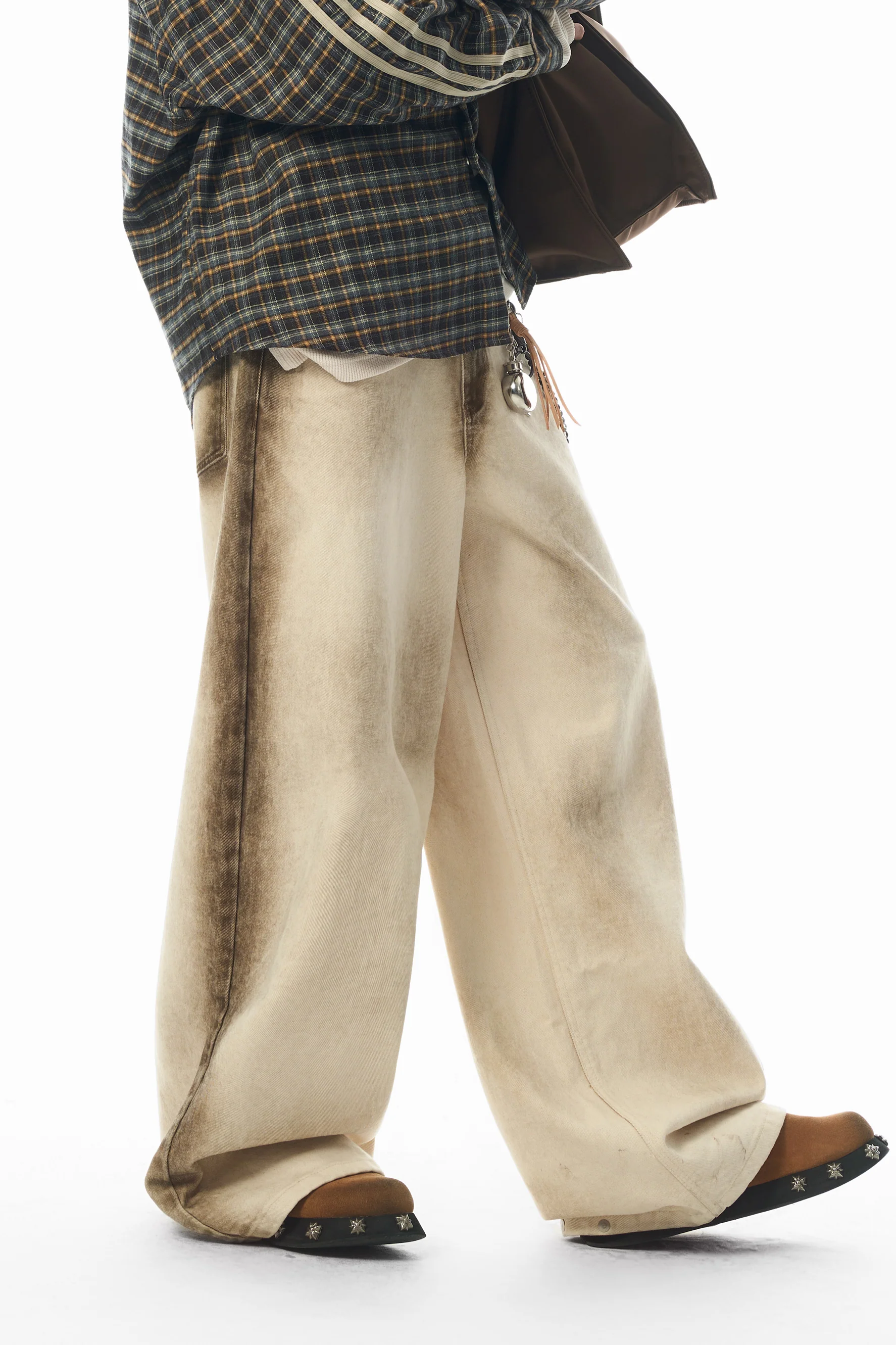 JHYQ DIRTY DYED JEANS - Image 3