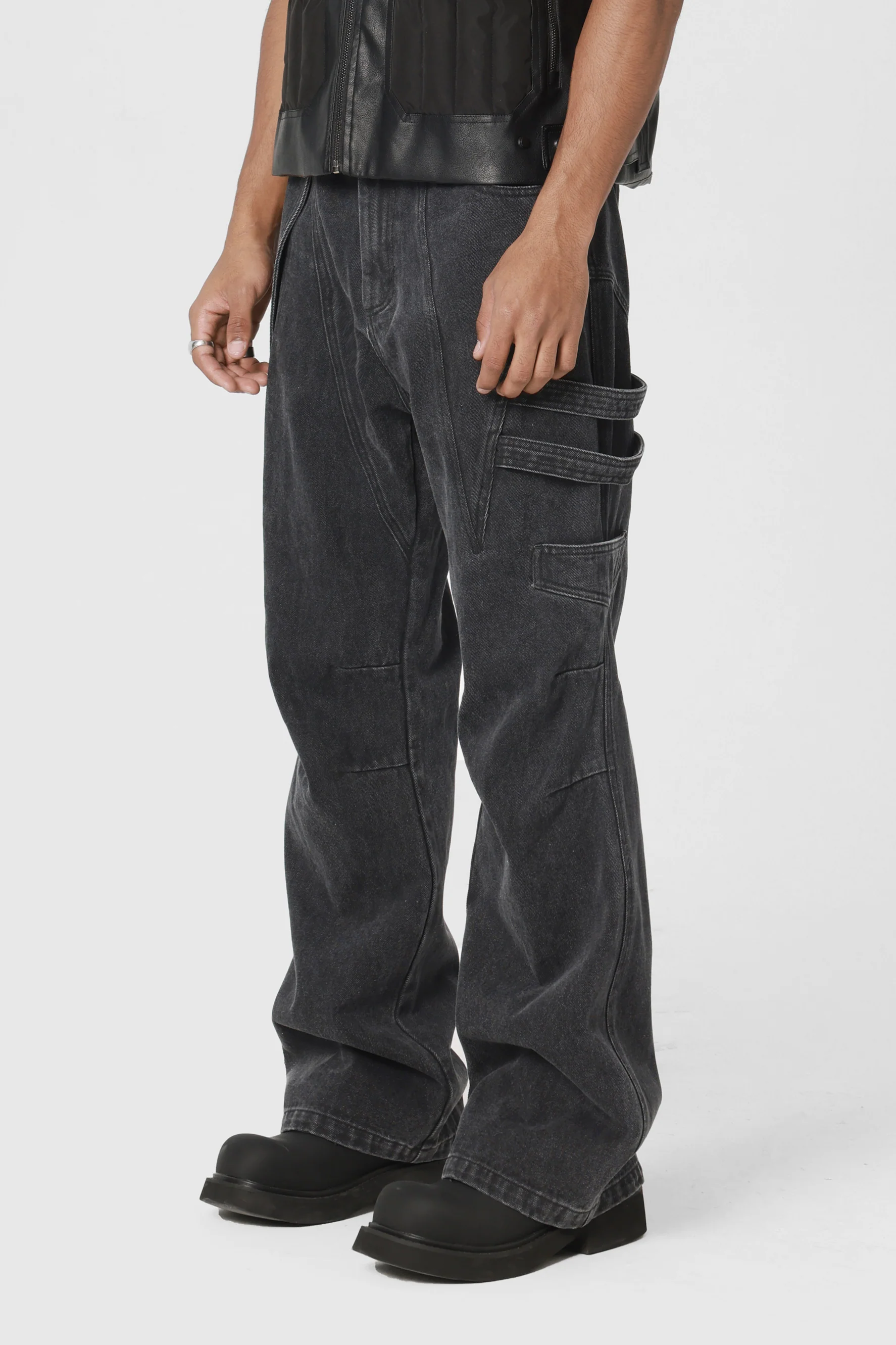 JHYQ SIDE STRAP JEANS - Image 6