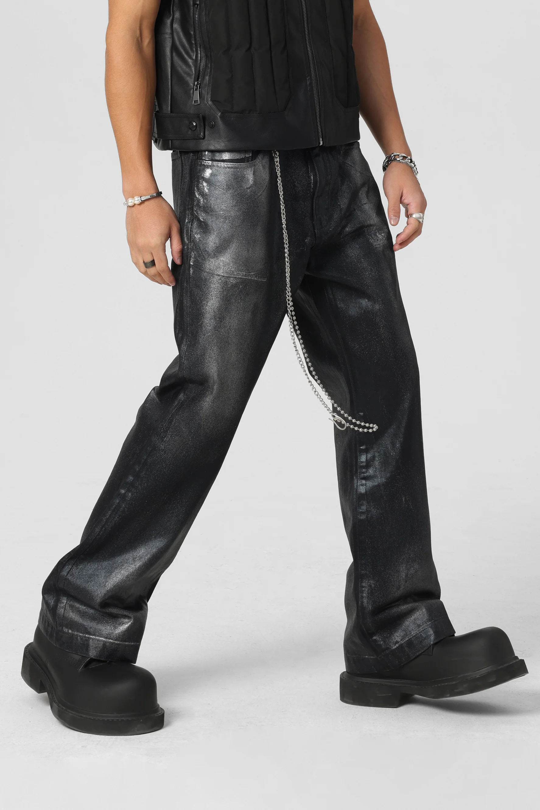 JHYQ WAXED PANTS - Image 3