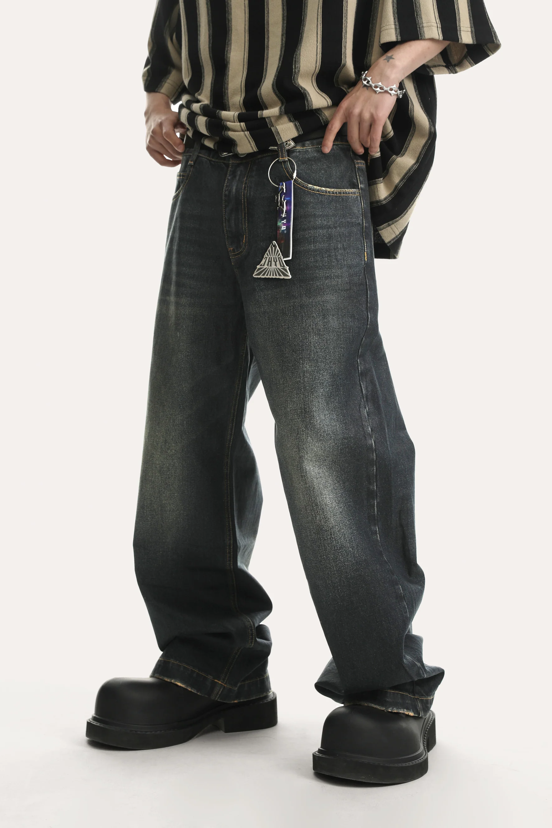JHYQ WAXED WASHED JEANS