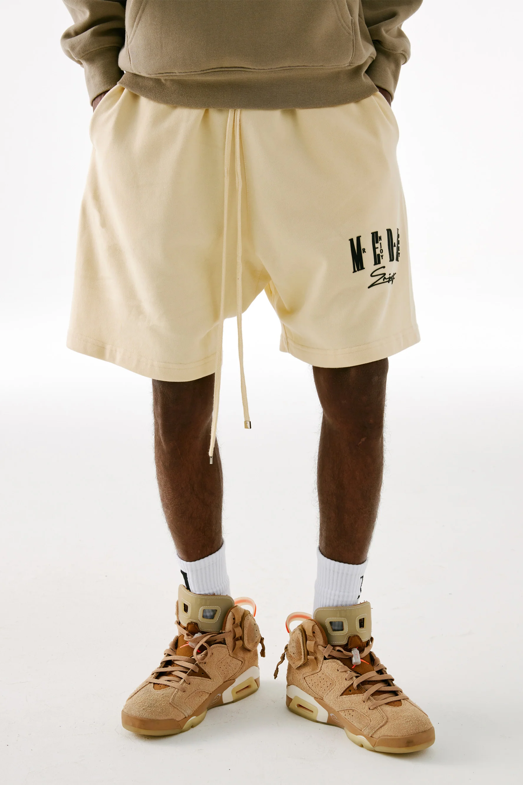 MEDM DRAWSTRING SHORTS