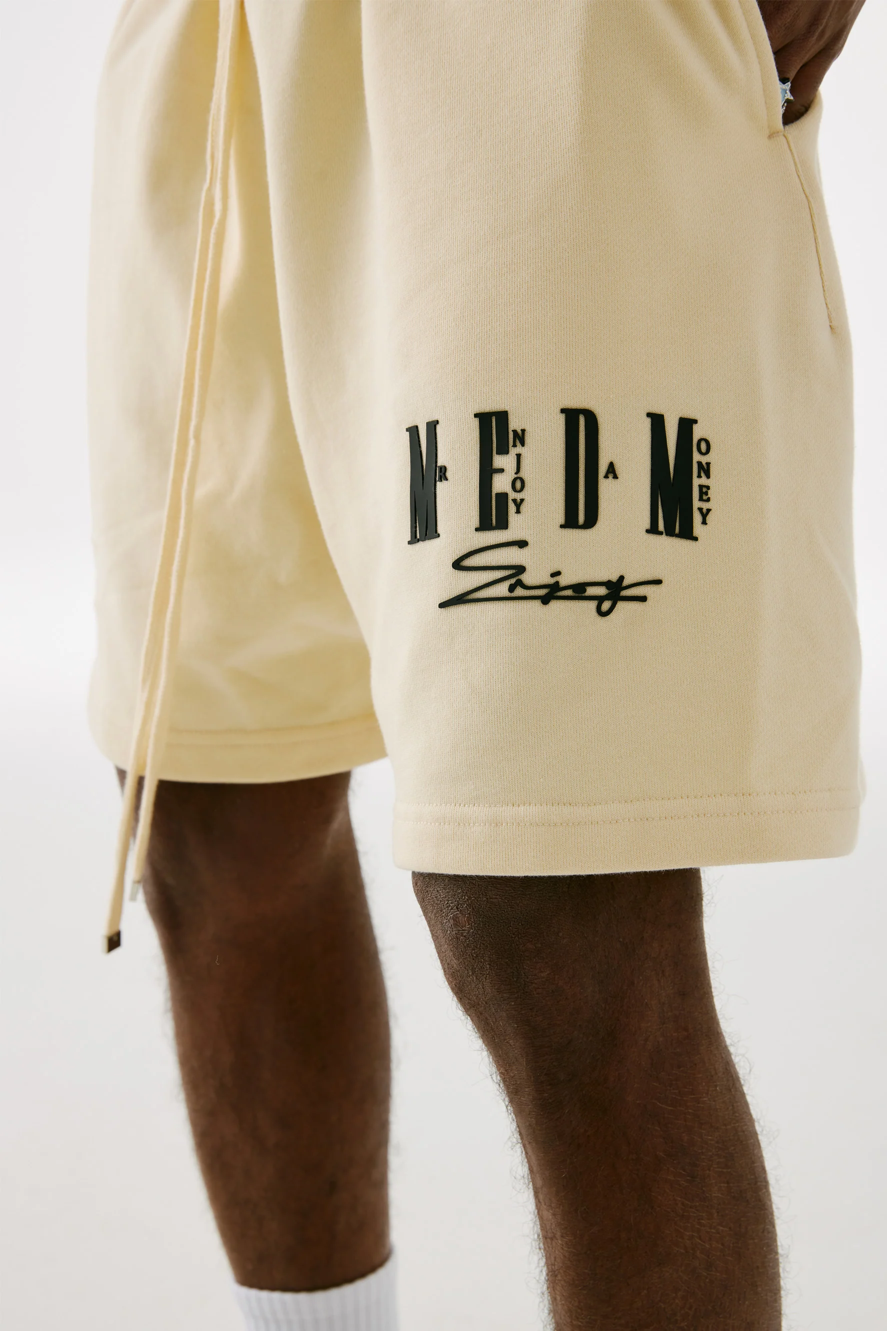 MEDM DRAWSTRING SHORTS - Image 2