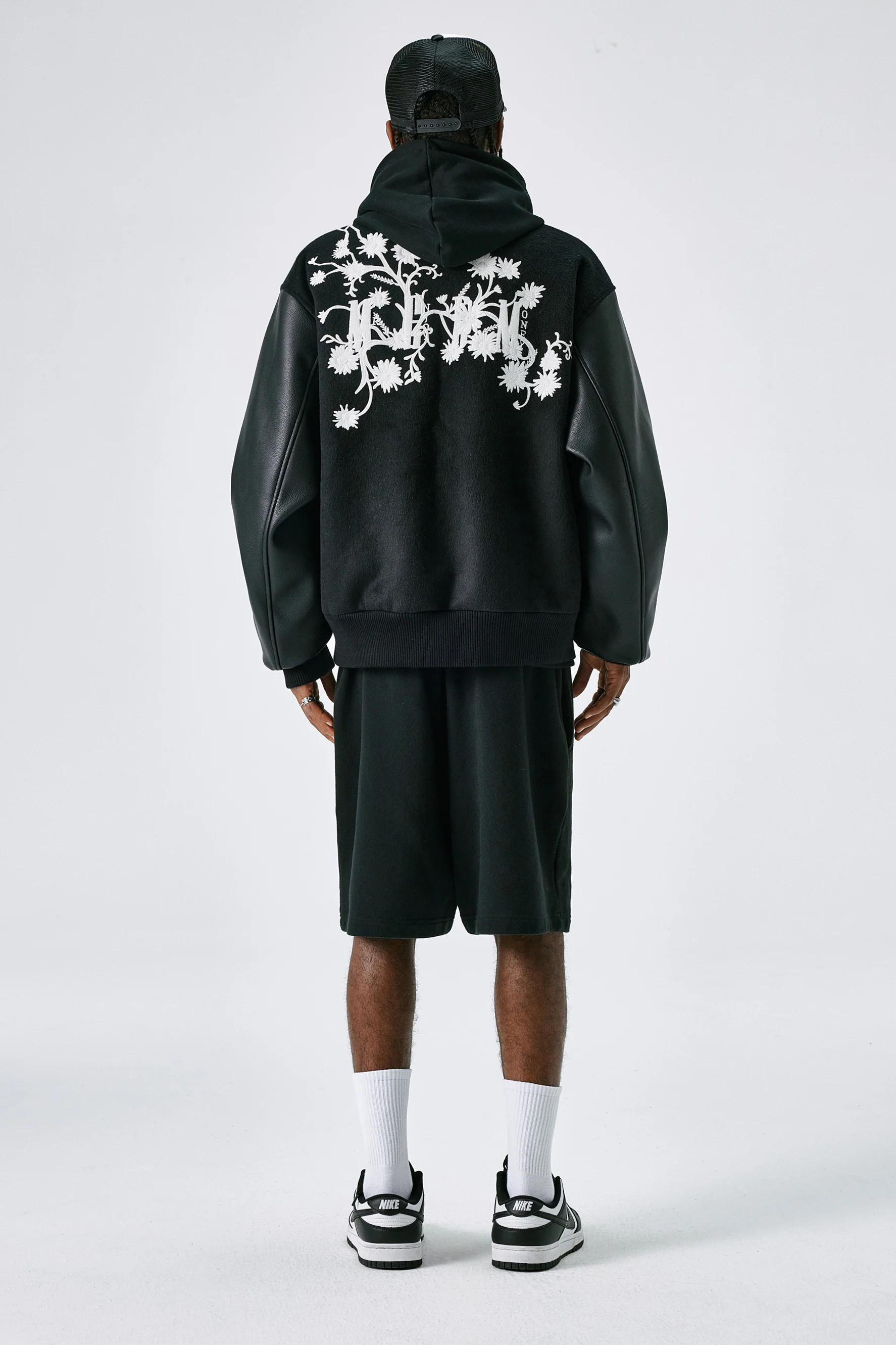 MEDM EMBROIDERED DAISY VARSITY JACKET - Image 2