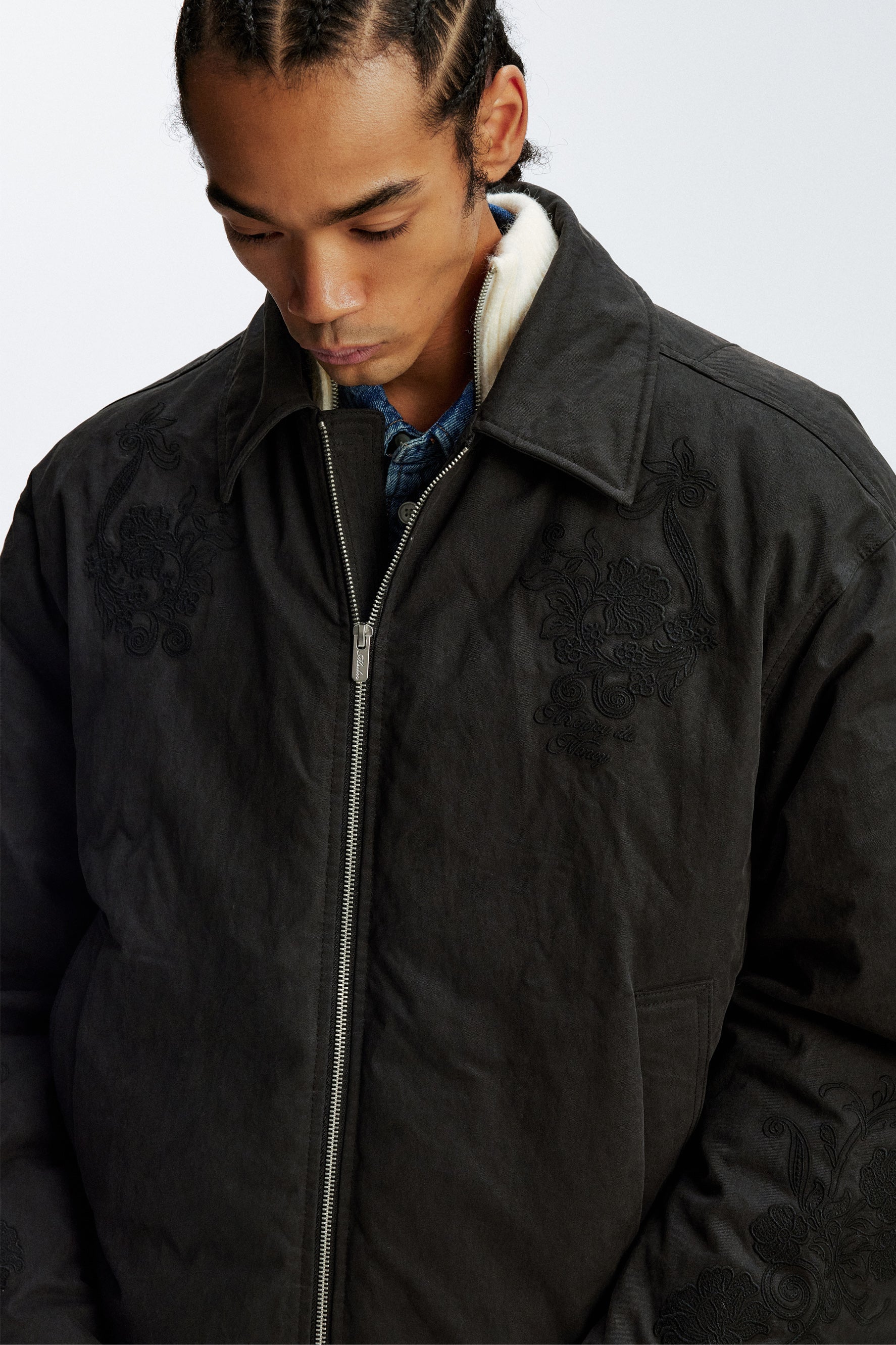 MEDM EMBROIDERED PATTERN JACKET - Image 4