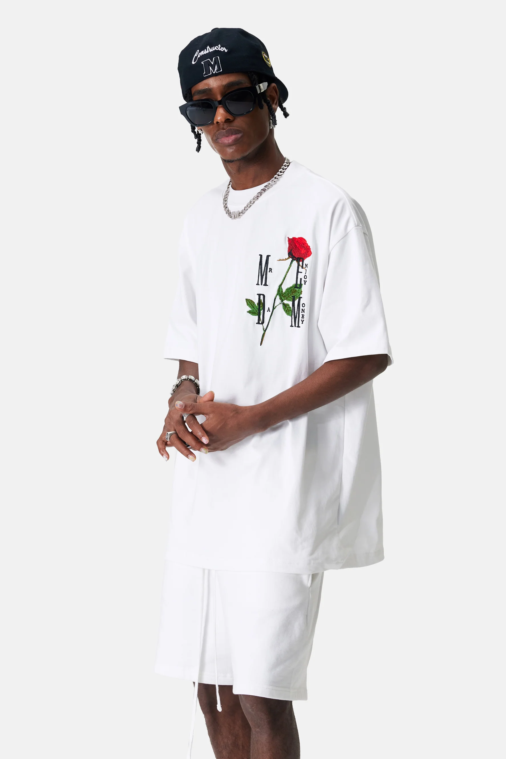 MEDM EMBROIDERY ROSE T-SHIRT - Image 3