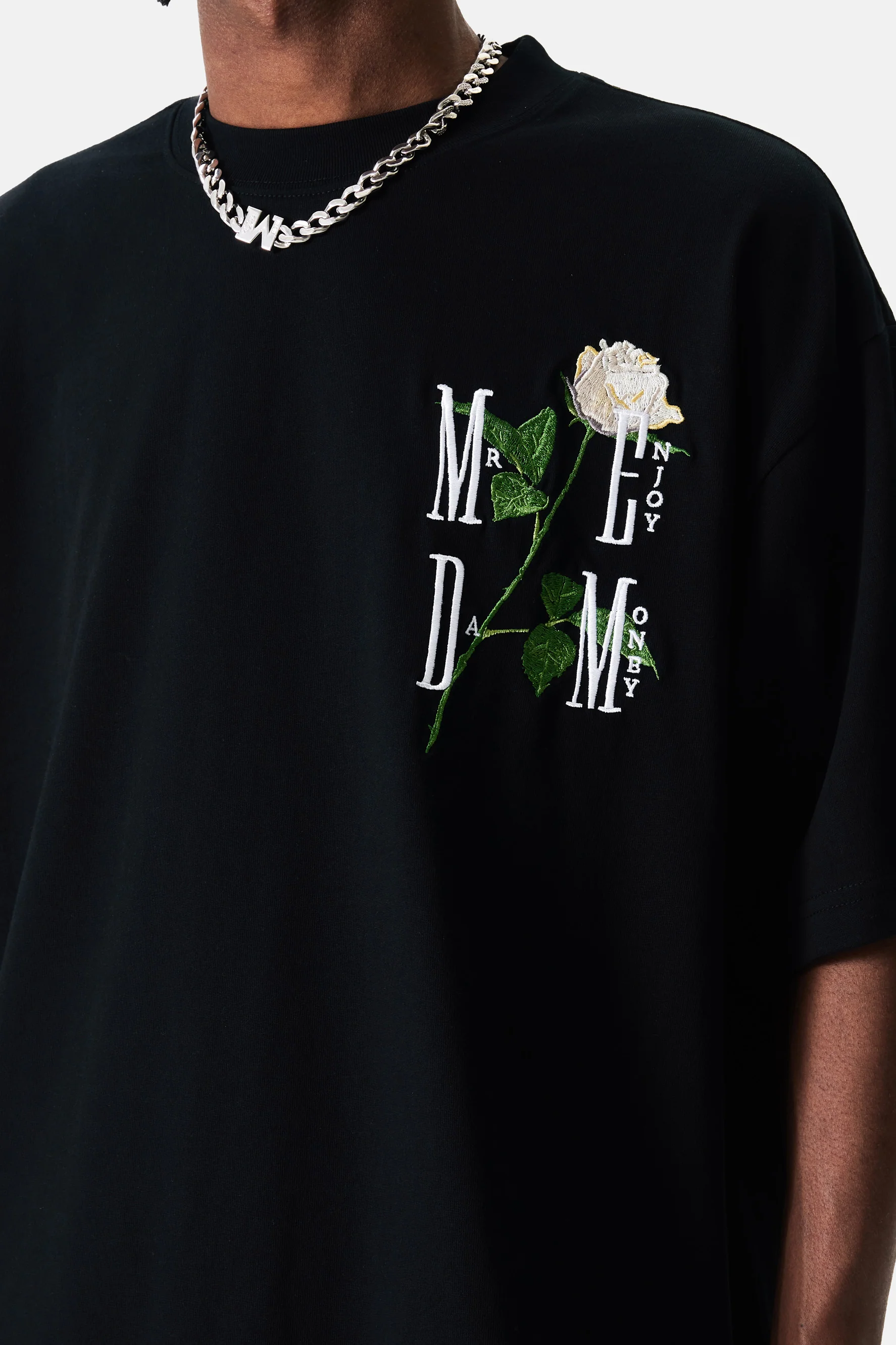 MEDM EMBROIDERY ROSE T-SHIRT - Image 2