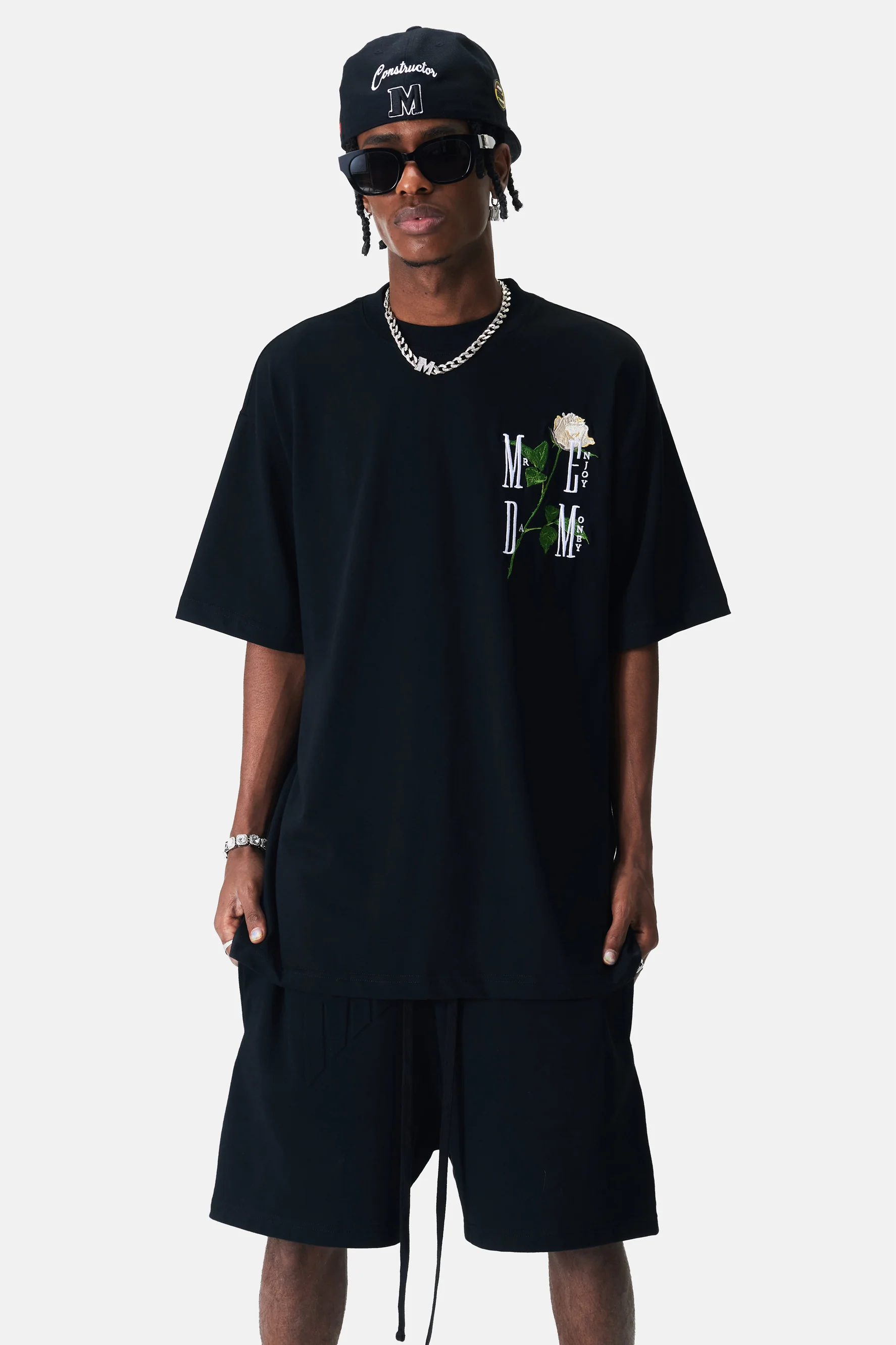 MEDM EMBROIDERY ROSE T-SHIRT - Image 3