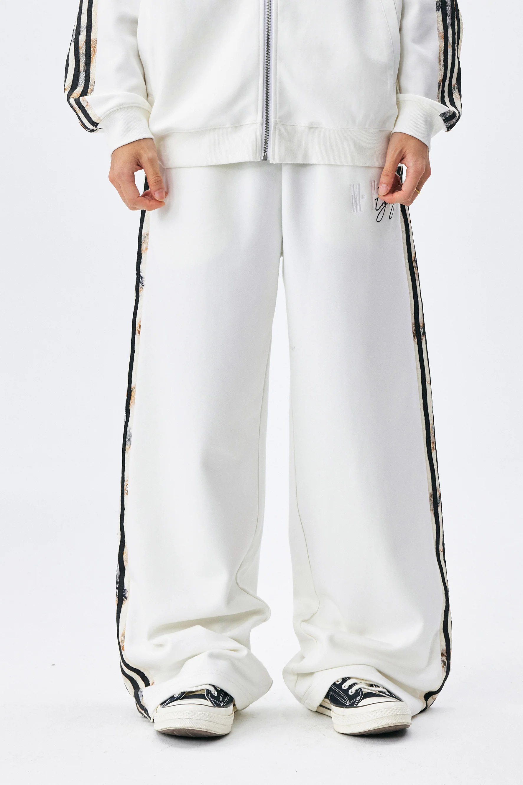 MEDM LACE SPLICING TRACK PANTS