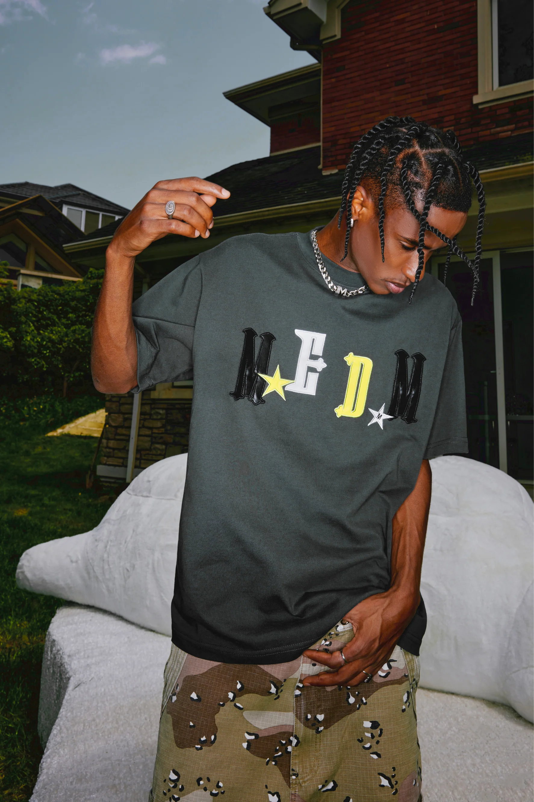MEDM LEATHER EMBROIDERED LOGO T-SHIRT - Image 4