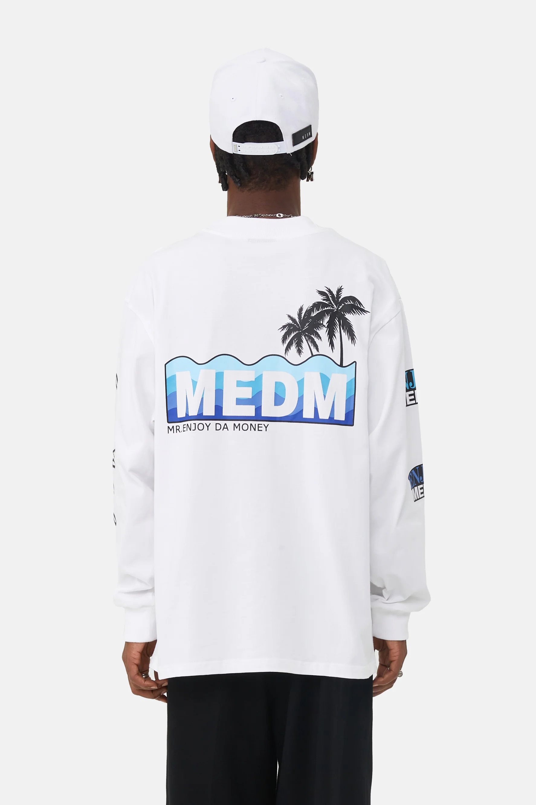 MEDM LONG SLEEVE T-SHIRT - Image 5