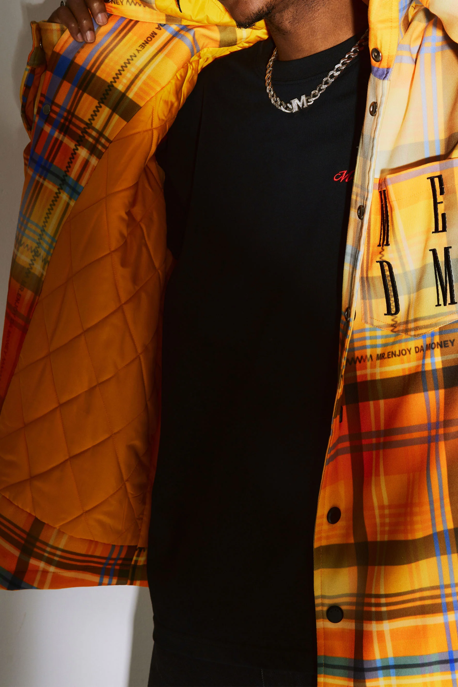 MEDM PLAID HOODED SHIRT - Image 8