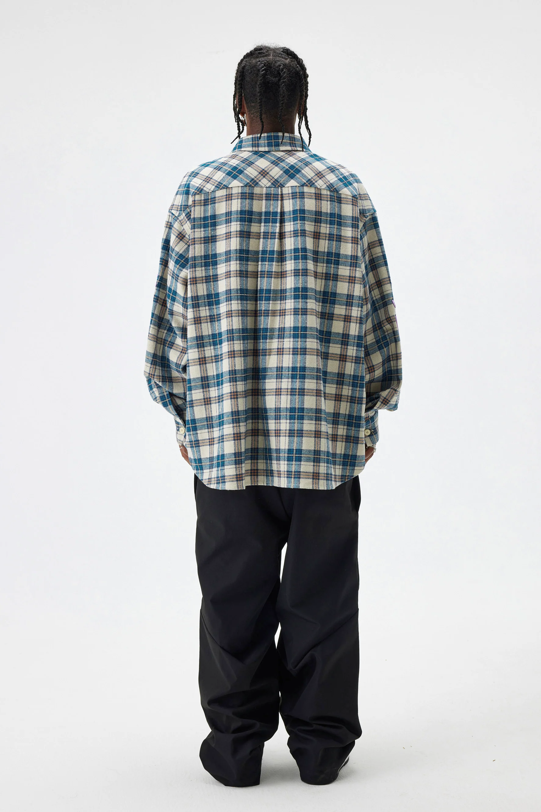 MEDM PLAID SHIRT - Image 2