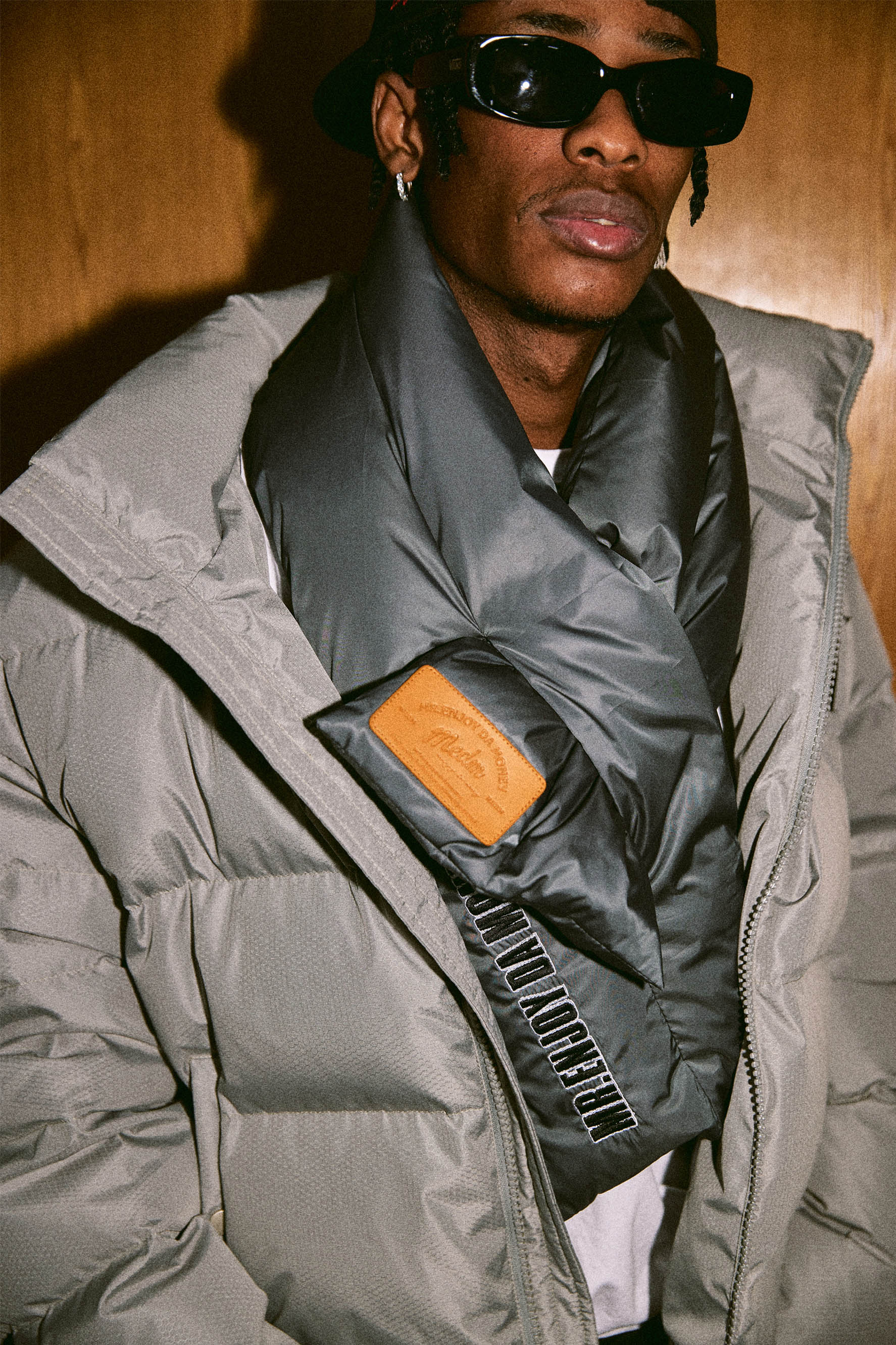 MEDM SCARF - Image 3