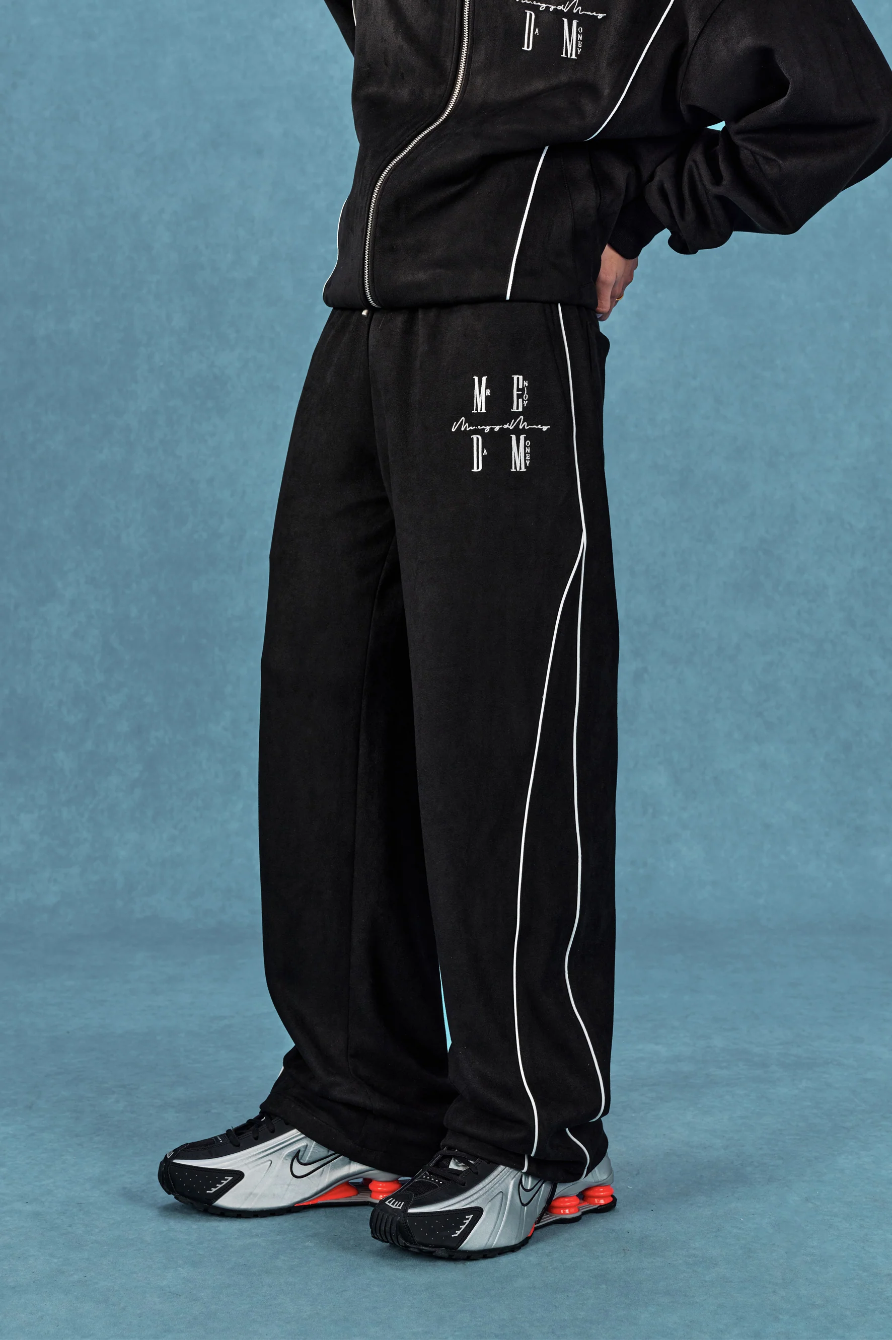 MEDM SUEDE PANTS