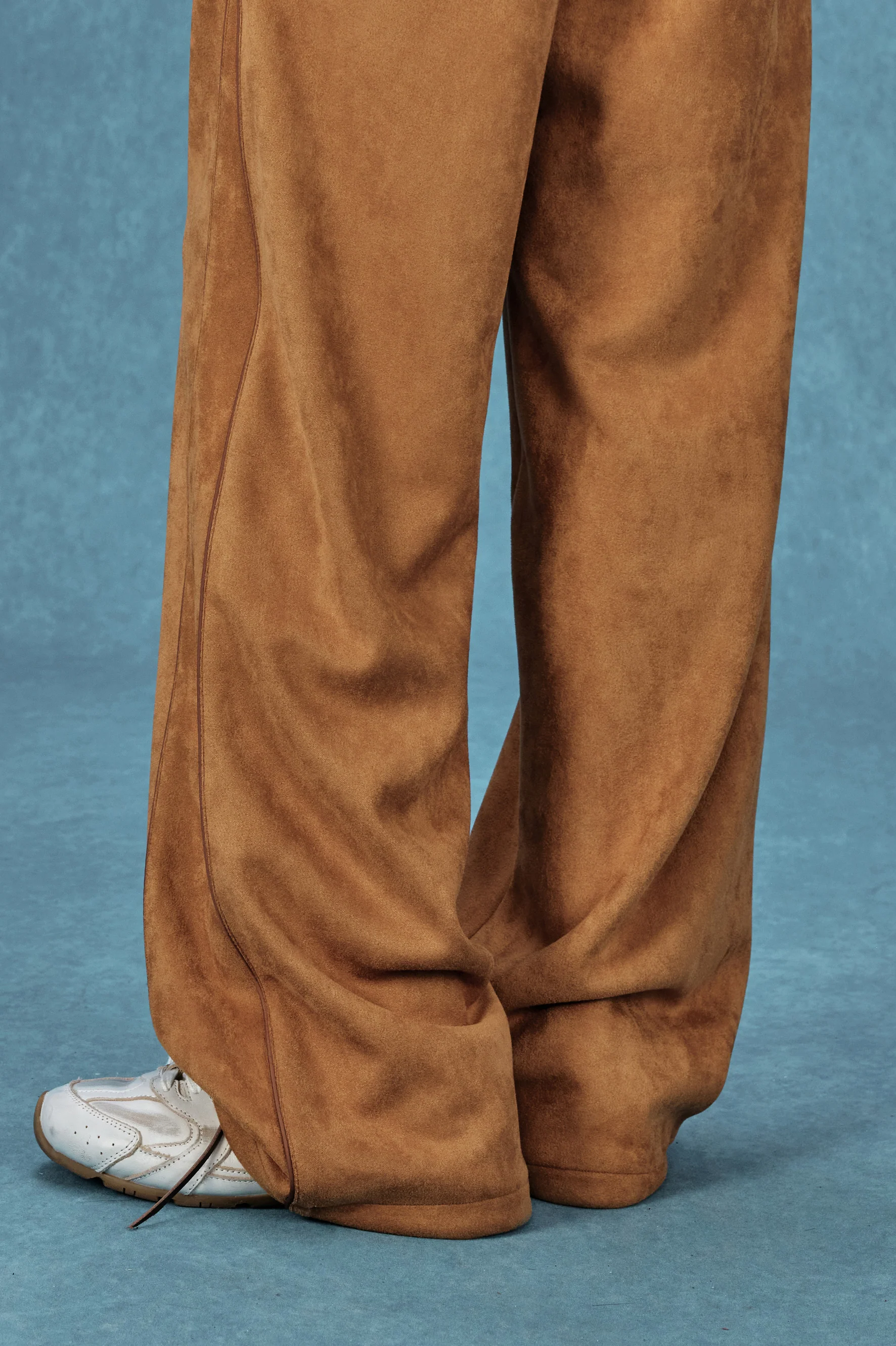 MEDM SUEDE PANTS - Image 4