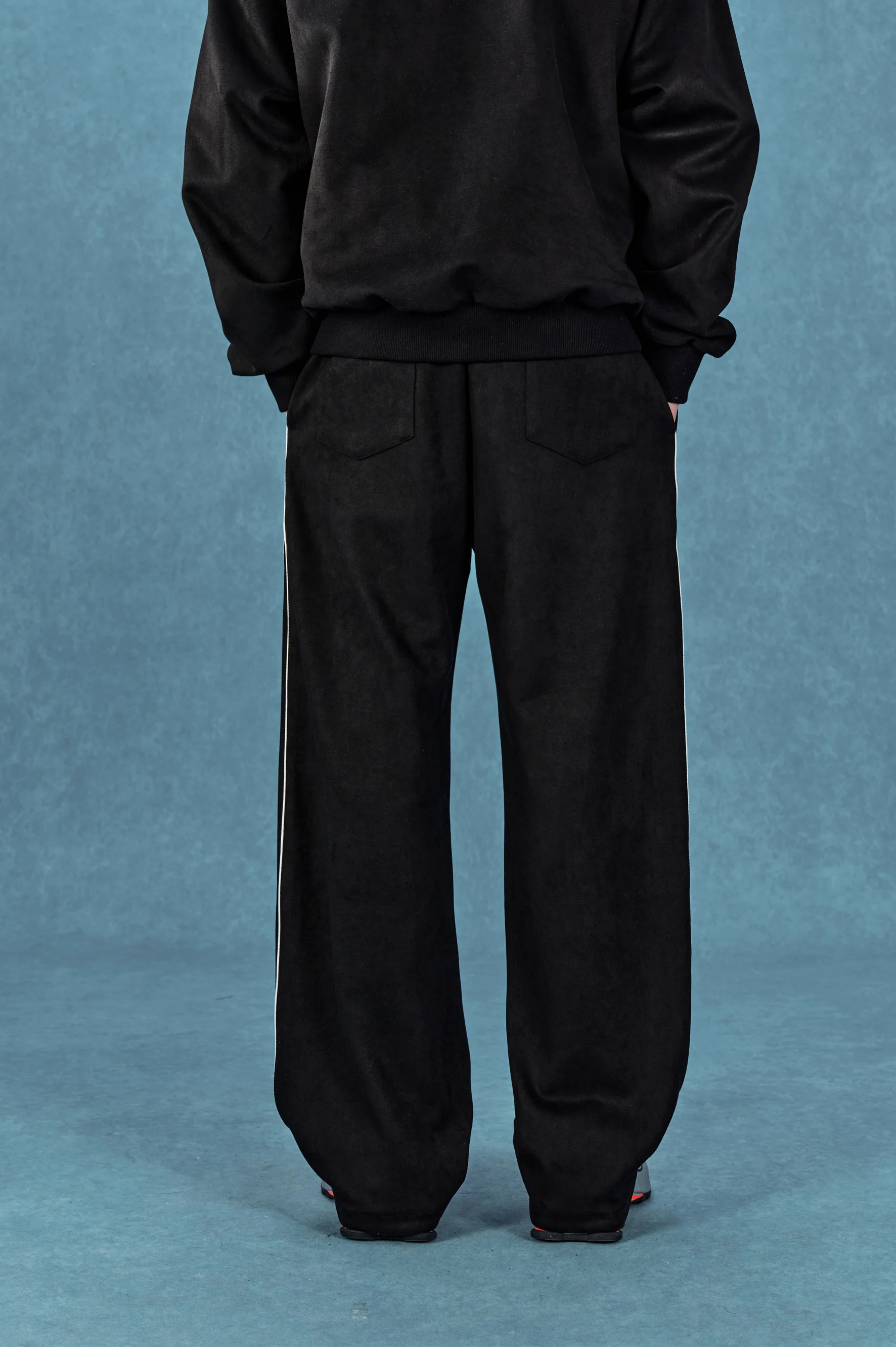 MEDM SUEDE PANTS - Image 8