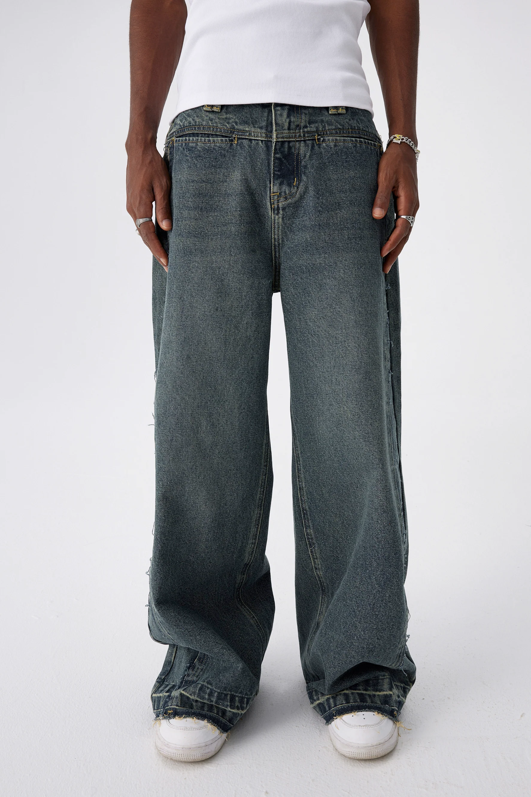 MEDM WIDE LEG JEANS - Image 3