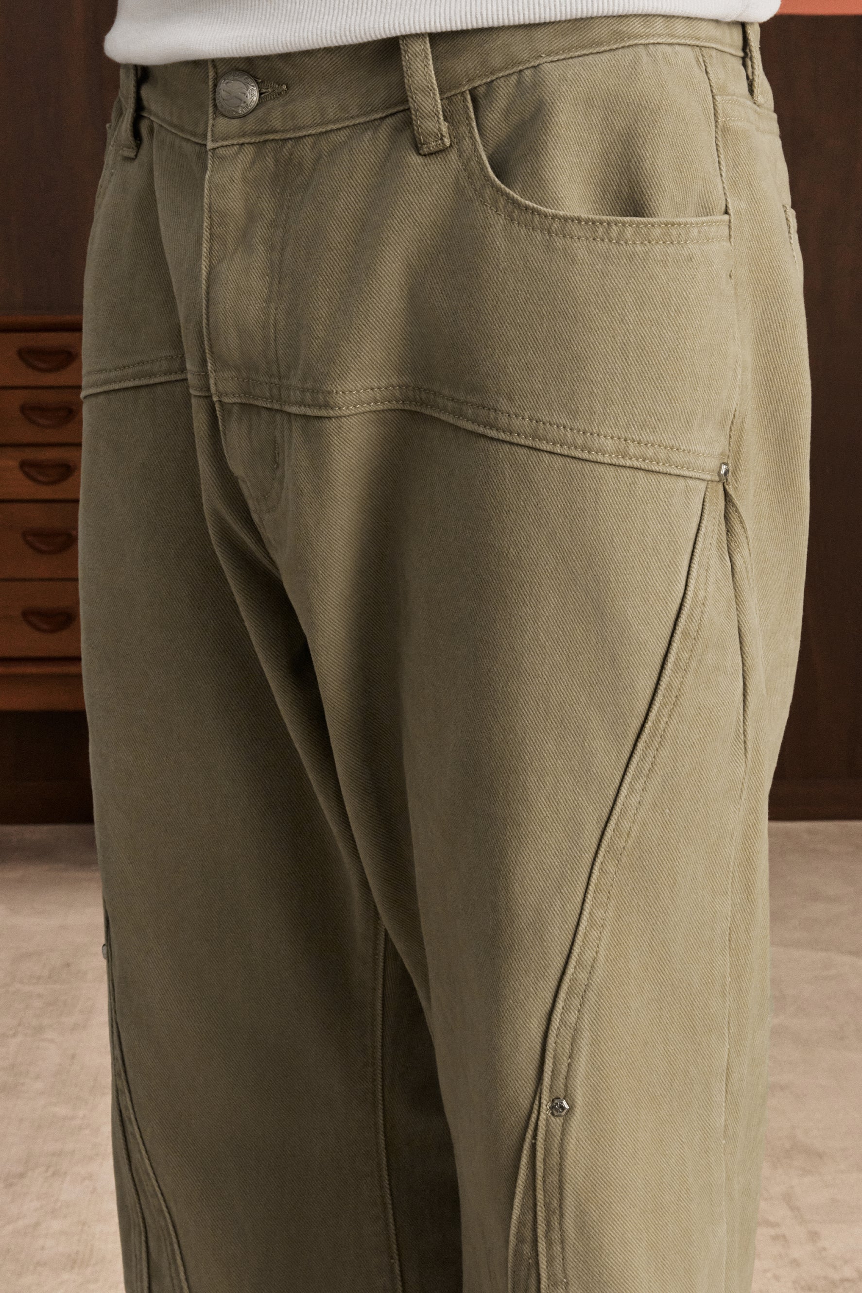 STK FLARED DECONSTRUCTED PANTS - Image 3