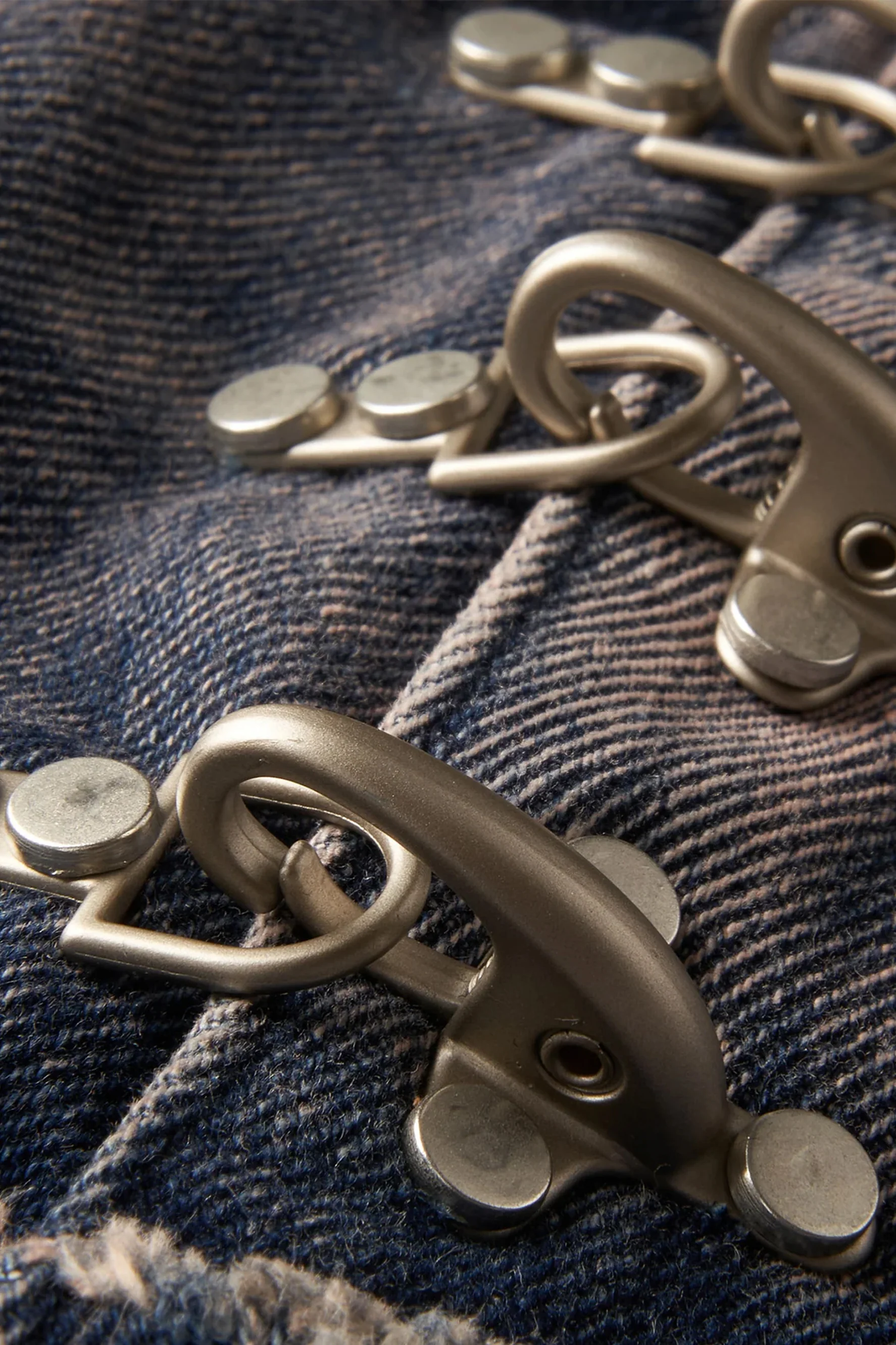 TBHNP DESTROYED DENIM - Image 3