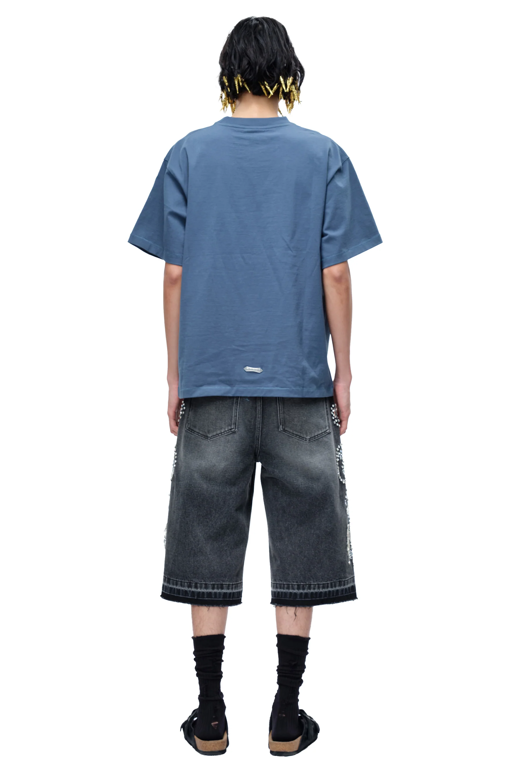 TBHNP SWORDSHILED T-SHIRT - Image 4