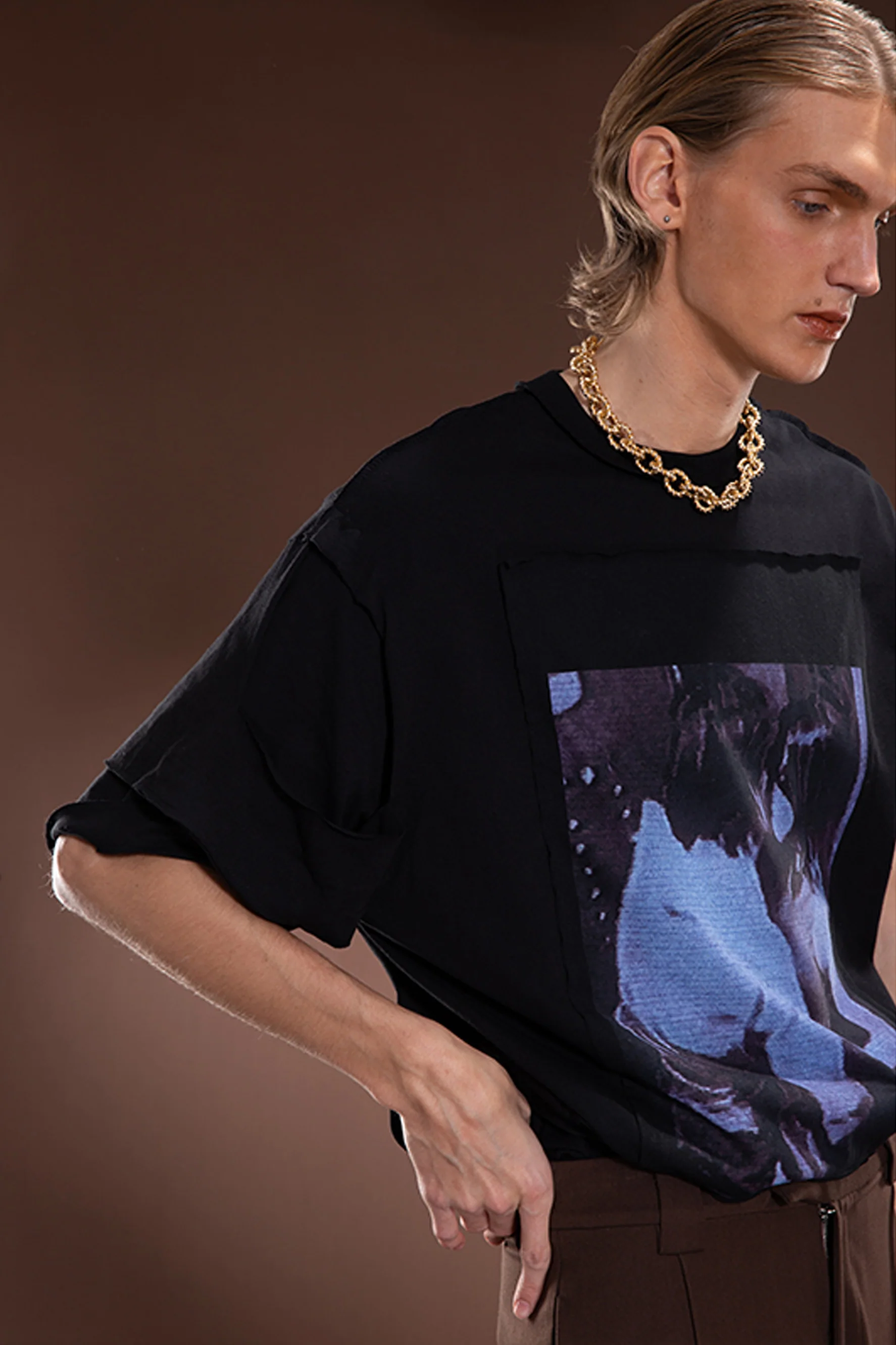 UMAMIISM ELEVATOR T-SHIRT - Image 3