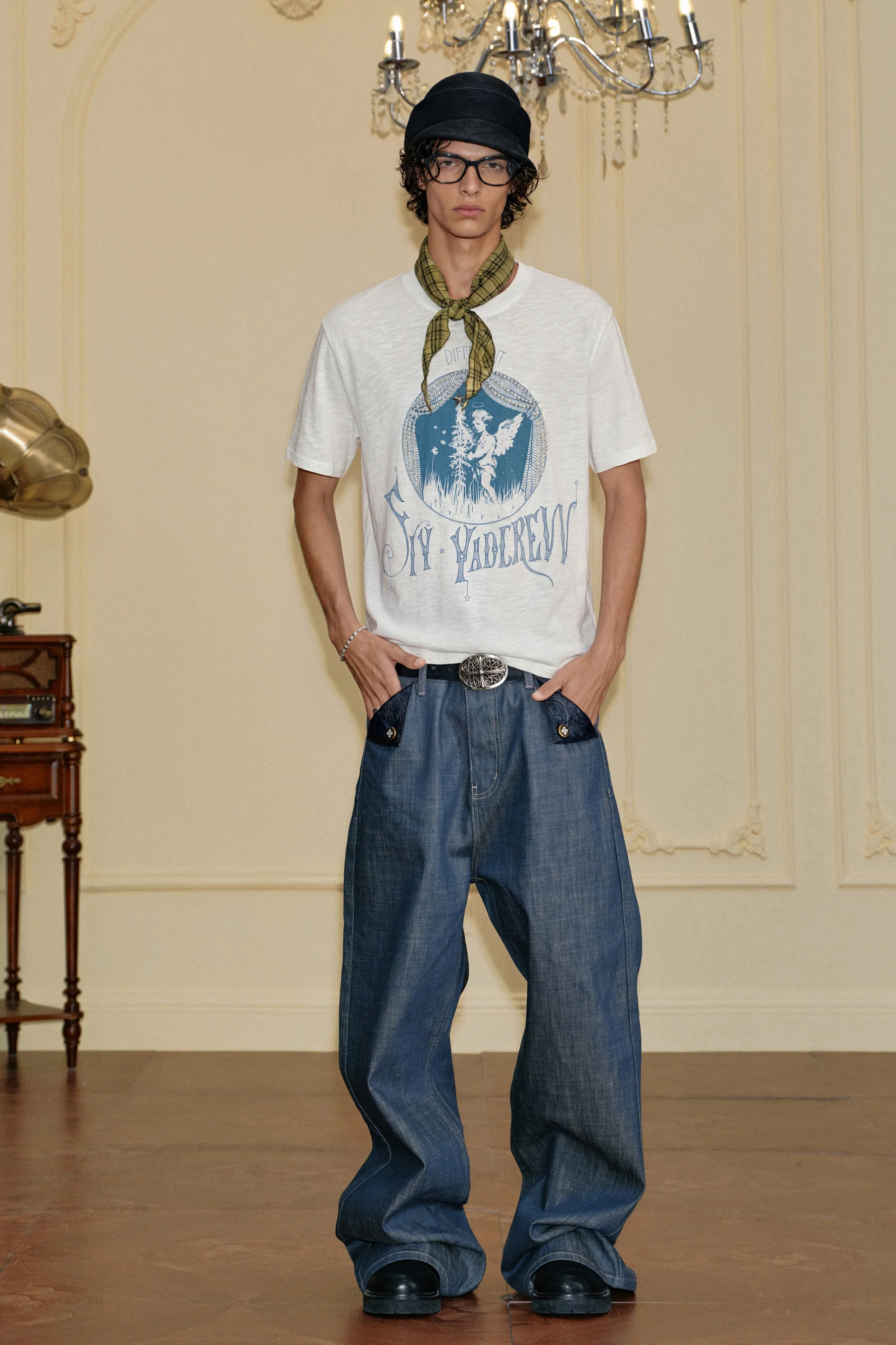 YADCREW ANGEL STUDDED PEARL T-SHIRT - Image 3